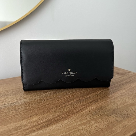 Kate Spade clutch wallet - Picture 2 of 5